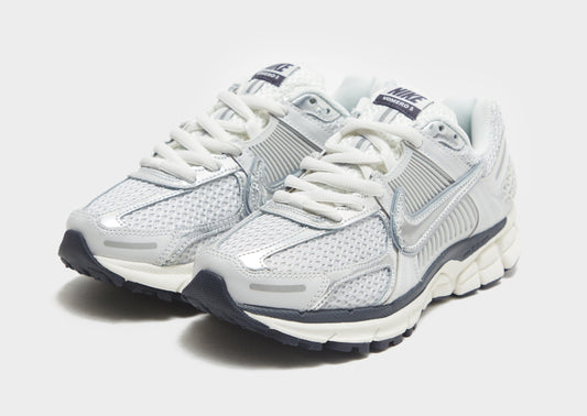 Nike Zoom Vomero 5 White & Silver Sneakers