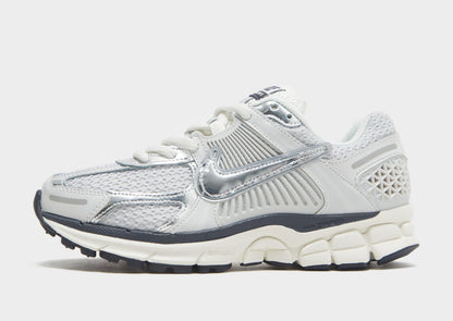 Nike Zoom Vomero 5 White & Silver Sneakers