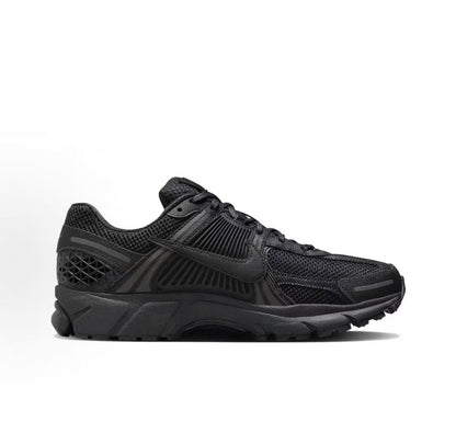 Nike Black Mesh Low-Top Sneakers | BV1358-003