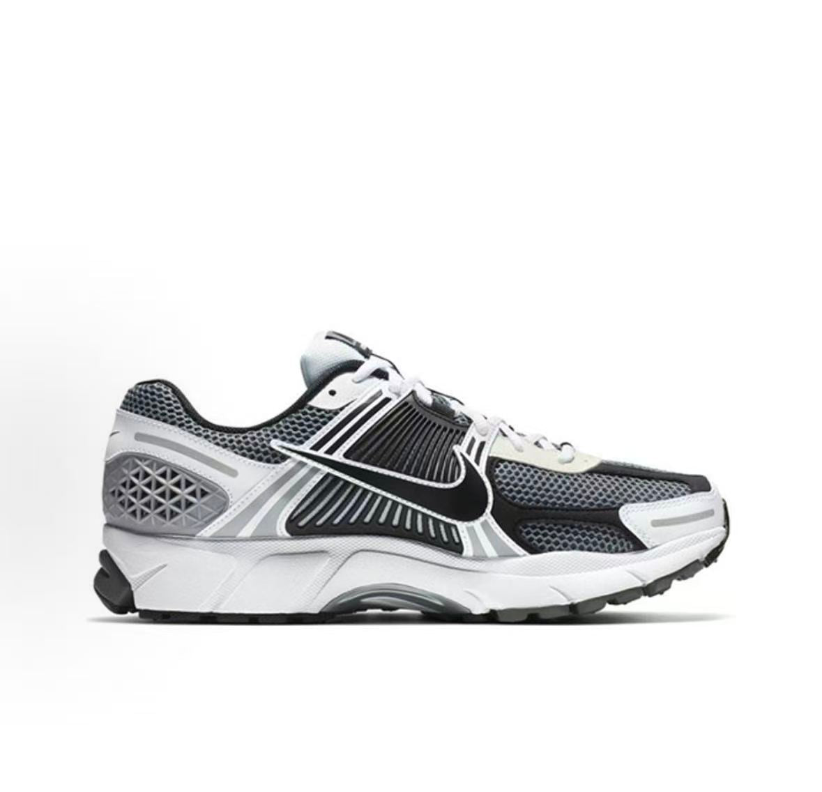 Nike Black, White & Grey Mesh Sneakers | CI1694-001