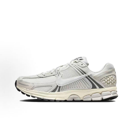 Nike Grey & Cream Golf Shoes | HF0731-007