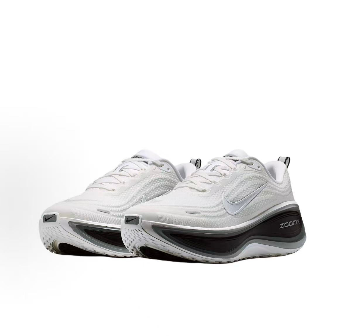 Nike White & Silver Low-Top Sneakers | II7181-102