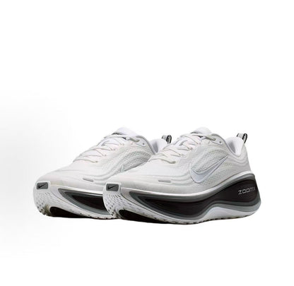 Nike White & Silver Low-Top Sneakers | II7181-102